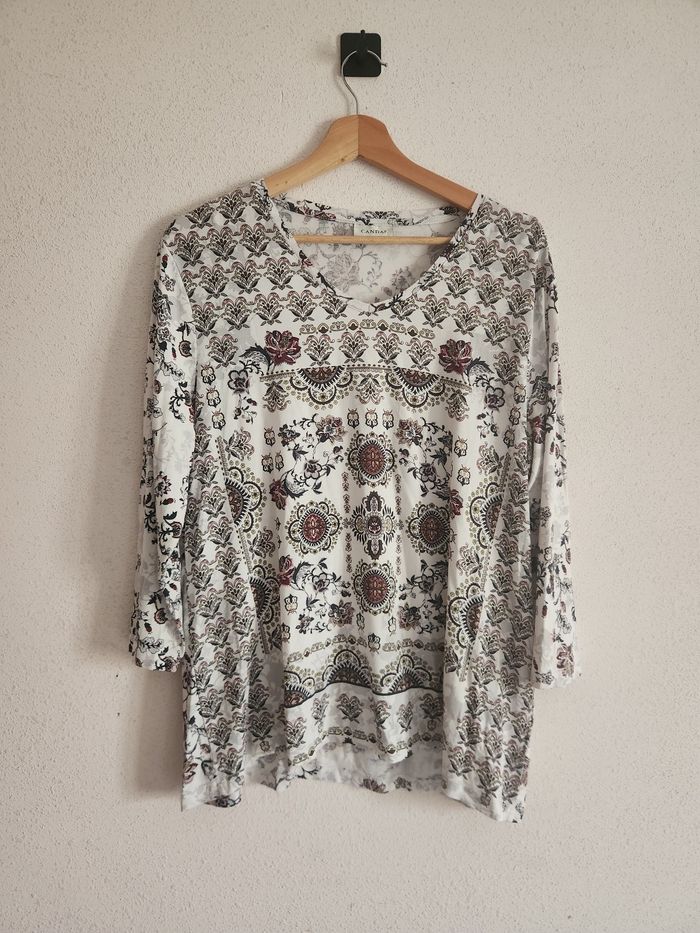 Haut blanc imprimé bohème – Manches 3/4 – Taille L – C&A