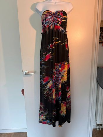 Robe bustier noire colorée