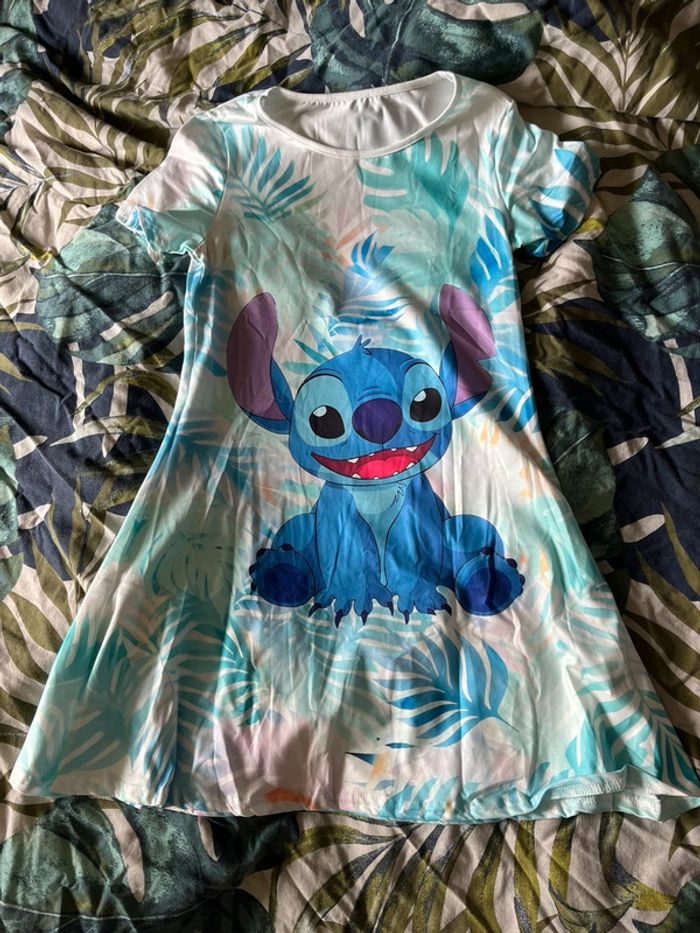Robe Stitch neuve