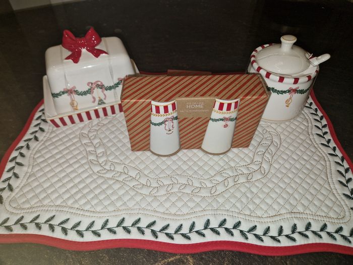 Salliere et poivriere