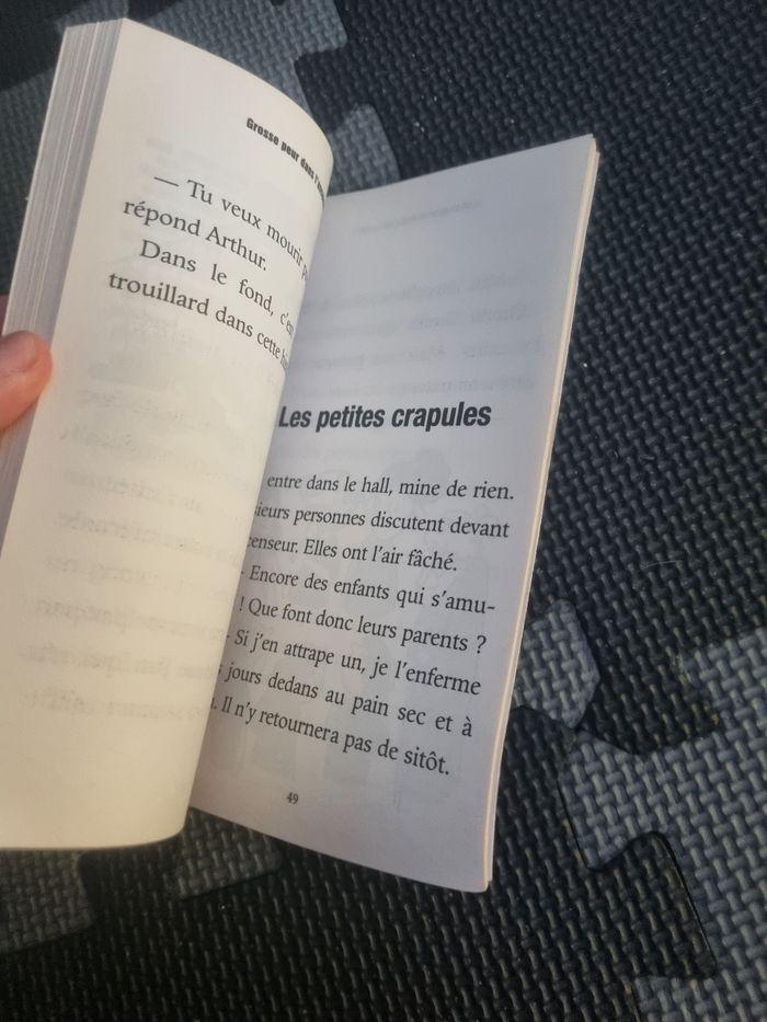 Petit roman enfant Grosse peur dans l'ascenseur dès 7ans - photo numéro 4