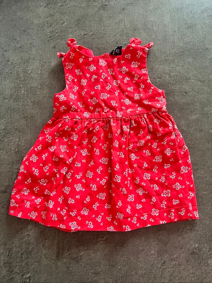 Robe rouge