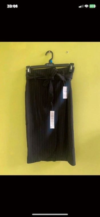 Jupe longue noir taille Xs neuf avec étiquette  Kiabi