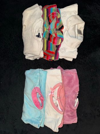 Lot de 6 pyjamas grenouillères et 9 Bodies Manches longues T3/6mois