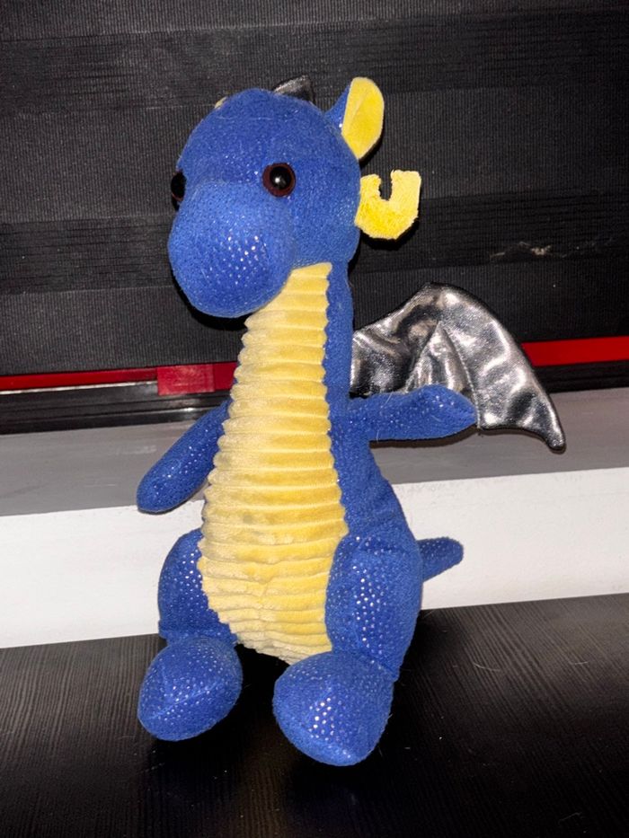 Peluche dragon