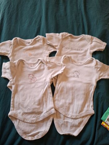 Lot 19 vêtements 1 mois été garçon 