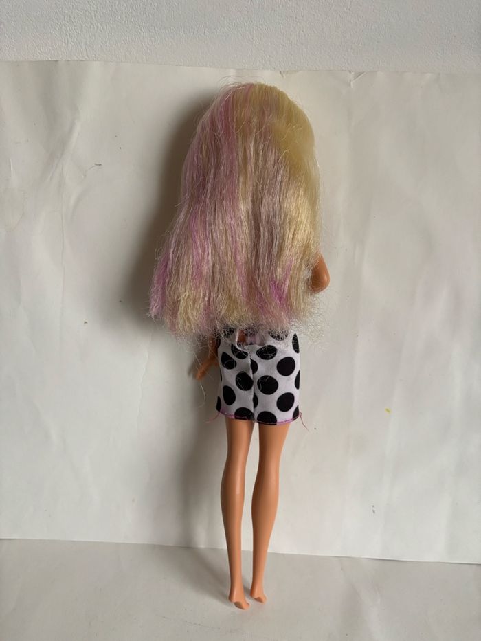 Poupée barbie - photo numéro 2