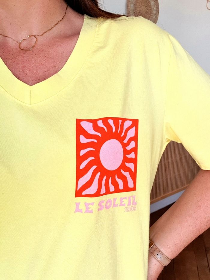 T-shirt oversize Le soleil jaune/rose Taille unique - photo numéro 5