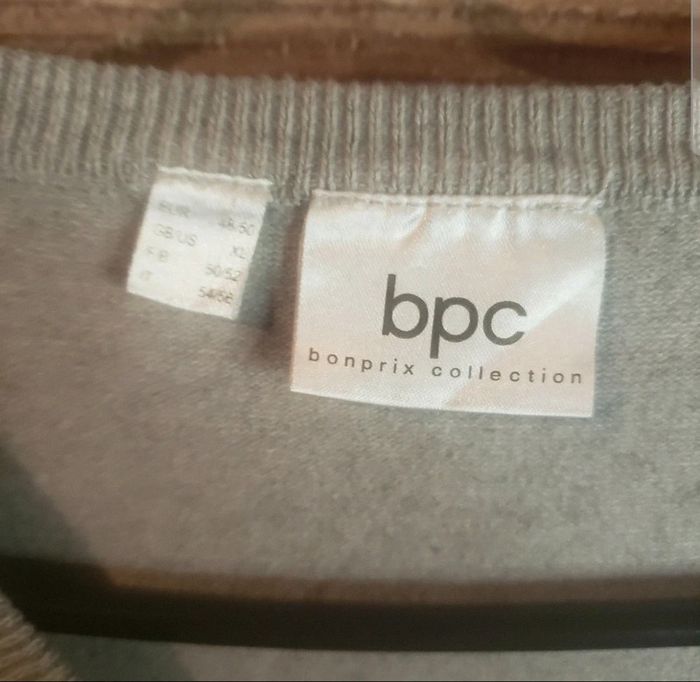 Pull col en V bpc taille 48/50 - photo numéro 2