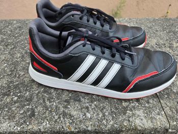 basket adidas taille 40