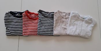 Lot de 4 tee-shirts manches longues Kiabi 12 mois
