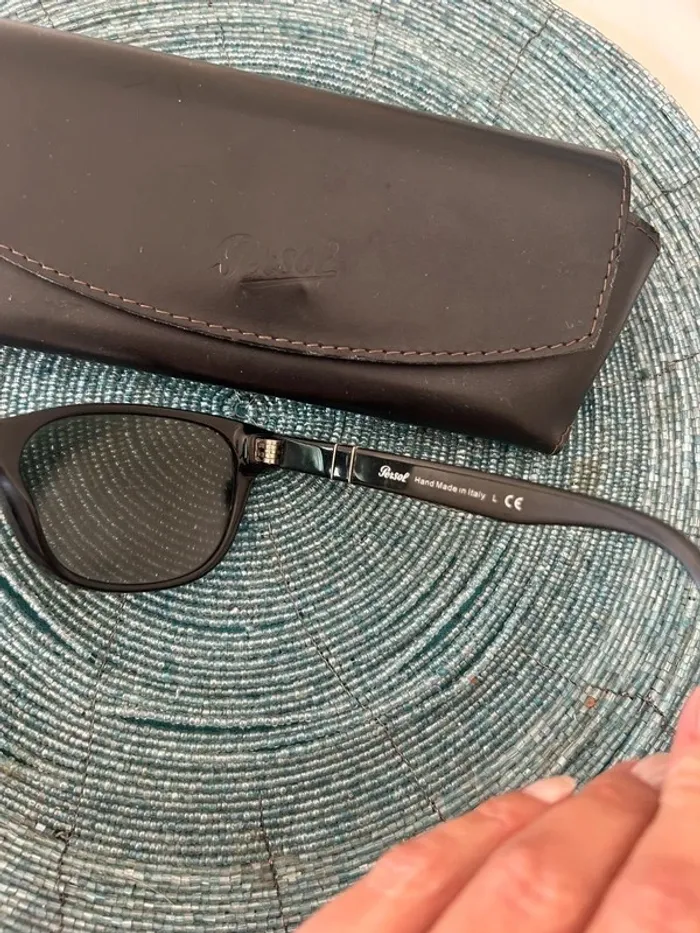 persol lunettes de soleil noir 3020S 95-31 - photo numéro 5