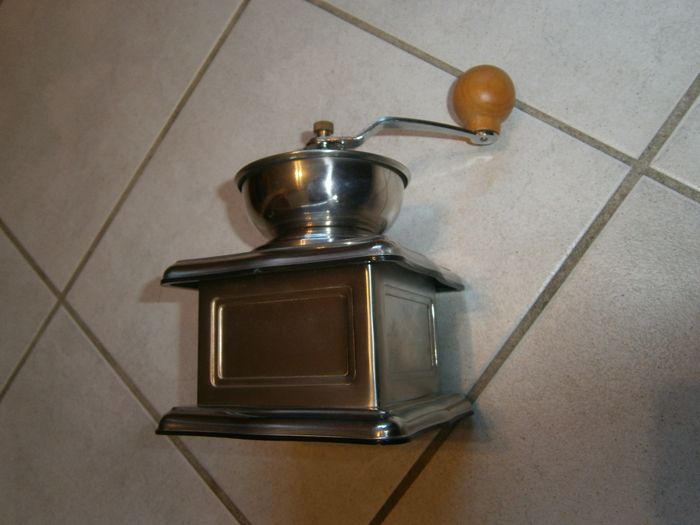Moulin à café manuel chromé NEUF - photo numéro 7