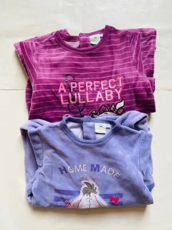 Lot 2 pyjamas fille 12 mois Disney