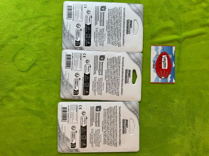 Lot de 3 Boosters Blisters Plastique Pokémon EV08 Étincelles Déferlantes Neuf et Scellé - photo numéro 4