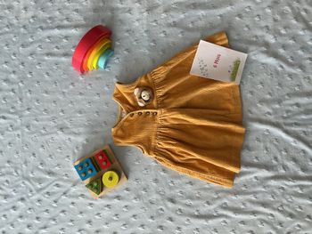 robe sans manches en velours jaune 6 mois natalys