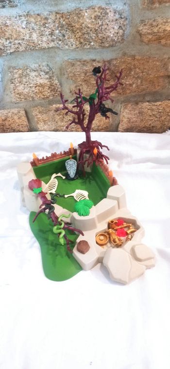 Décor paysage fortin abandonné playmobil