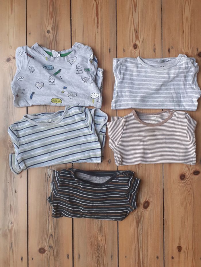 5 bodys H&M taille 92 TBE