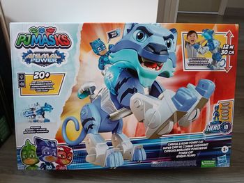 Lot coffret + figurines PJMASKS 