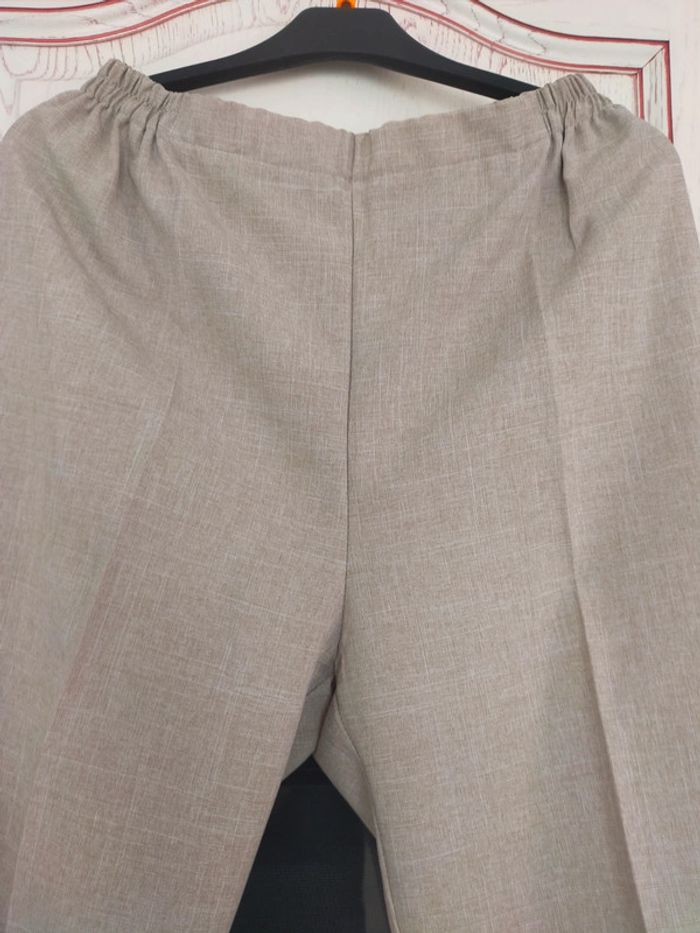 Pantacourt femme taille 46/48 beige. - photo numéro 3