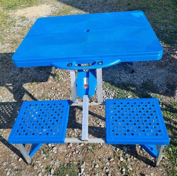 Table de camping pliante 4 places bleu clair vintage