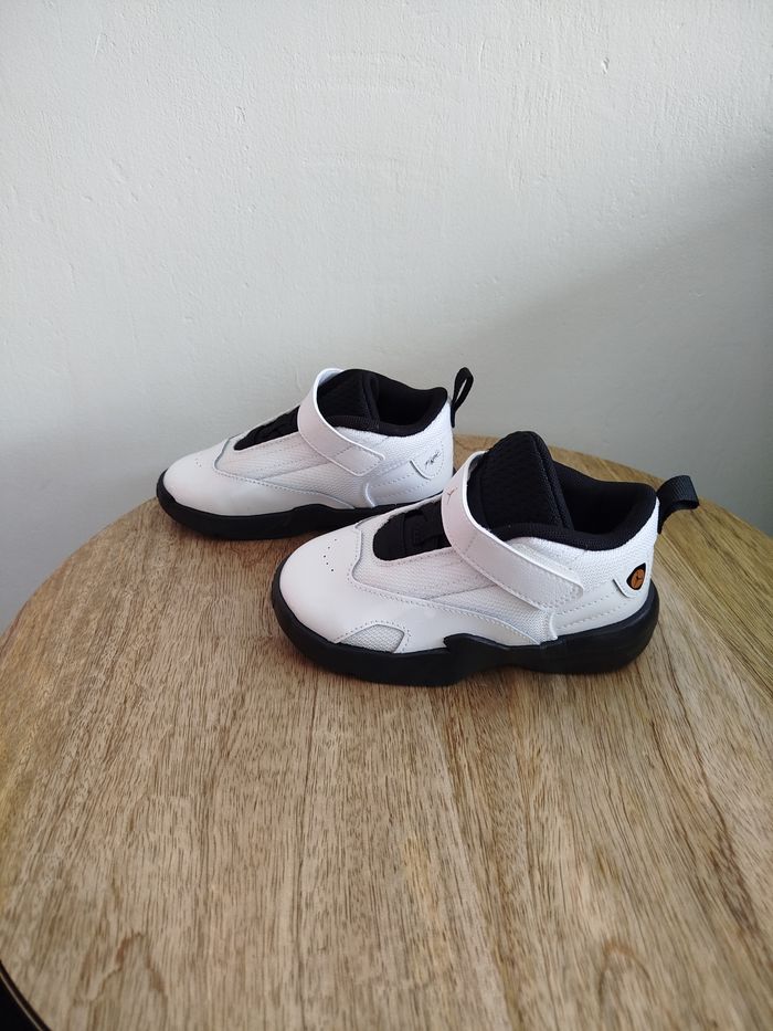 Baskets Jordan T25 - photo numéro 2