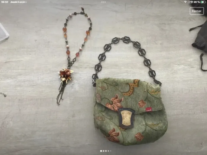 Sac tapisserie et chaine