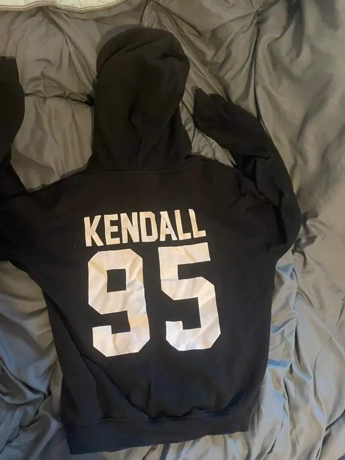 Sweat-shirt à capuche - photo numéro 2