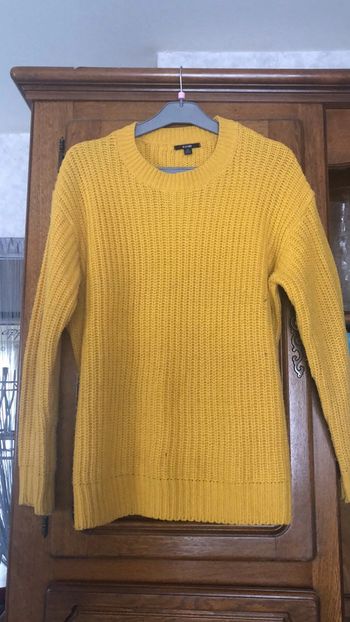 Pull moutarde