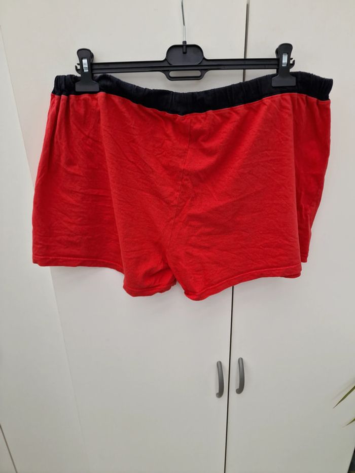 Short Leger Rouge Et Noir - photo numéro 3