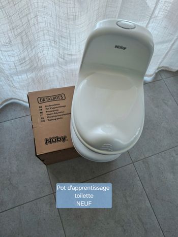 Pot d’apprentissage toilette Nûby lumière et bruit – NEUF