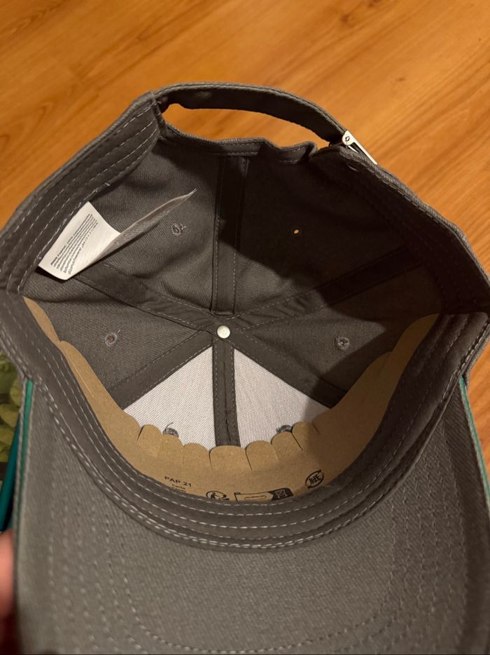 Lot casquette et crayon DSV - photo numéro 5