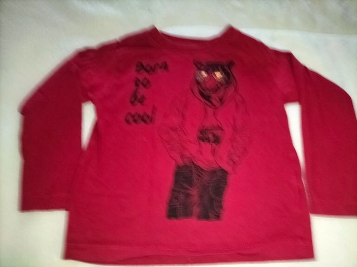 Maillot manches longues rouge u essentiel 2 ans