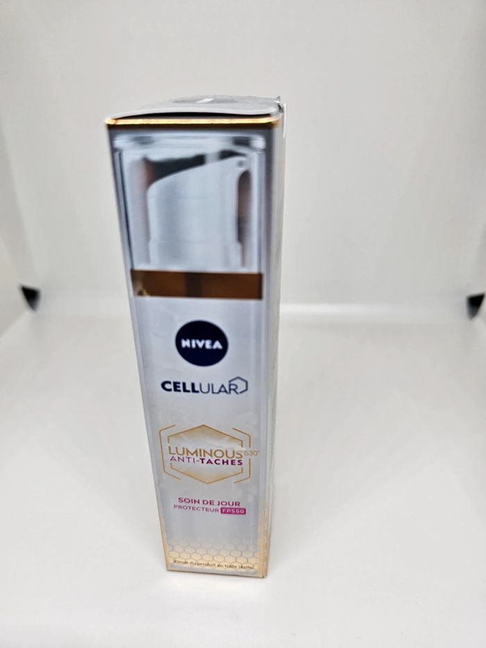 Soin niveau Cellular Luminous 630 neuf - photo numéro 7