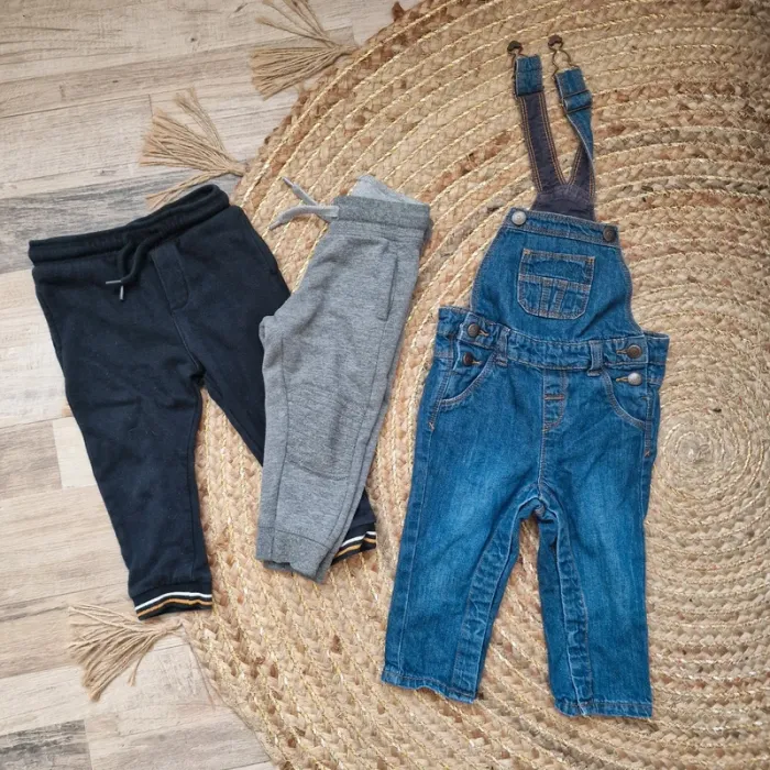 Lot pantalon garçon 18 mois