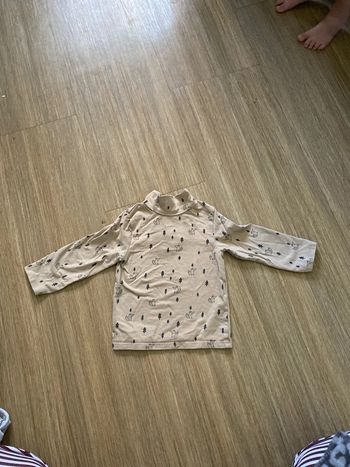 Tee shirt