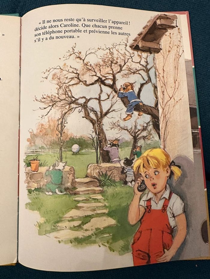 Caroline et les ovnis extraterrestres livre bd Pierre Probst - photo numéro 3