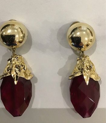 Beaux clips vintage couture