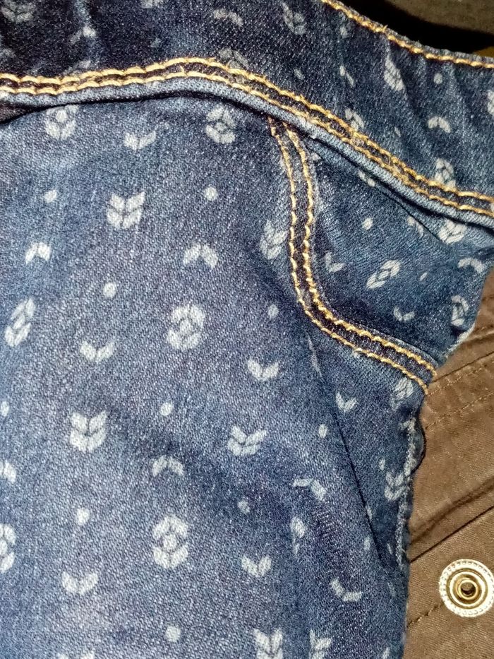 3 ans Ensemble orchestra /kiabi tee-shirts lila et jean imprimer toutes saisons /Excellent état - photo numéro 4