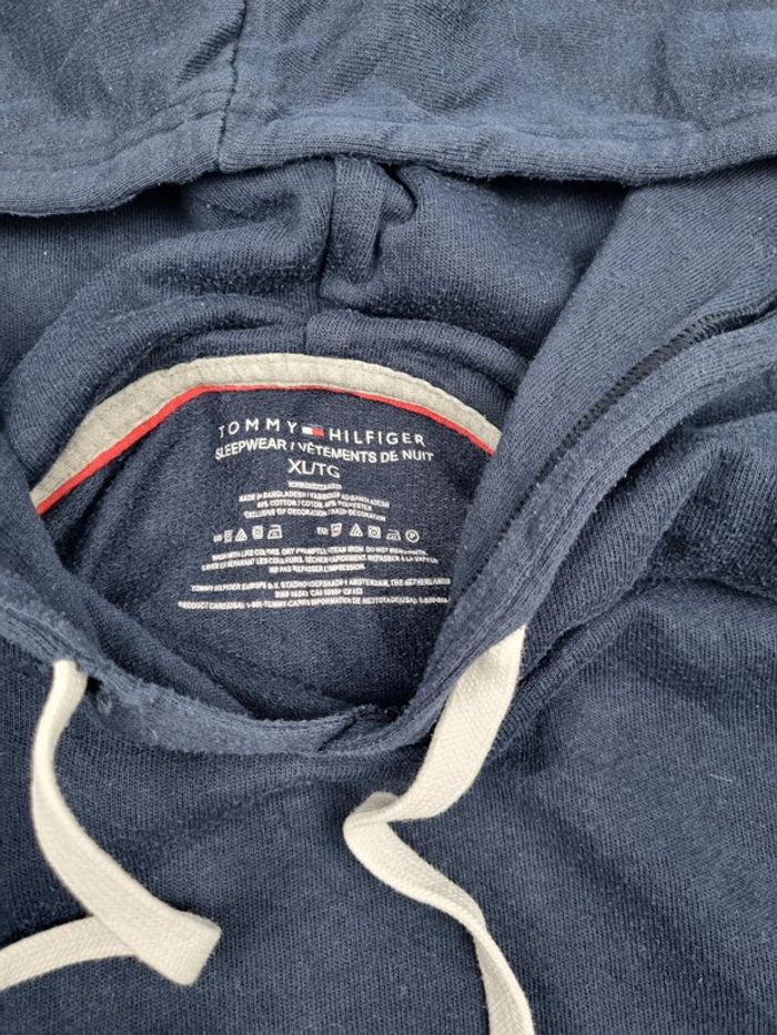 Sweat à capuche Tommy Hilfiger bleu marine – Taille XL Femme (mesures en photos) - photo numéro 7