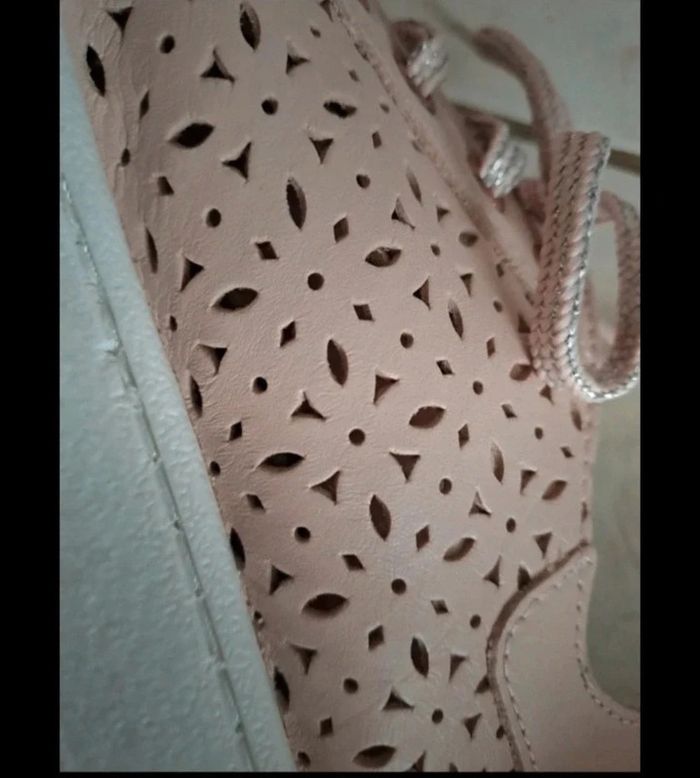 Chaussures neuves 32 - photo numéro 3
