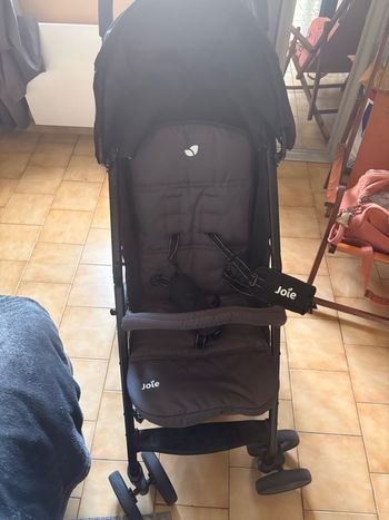 Poussette canne joie