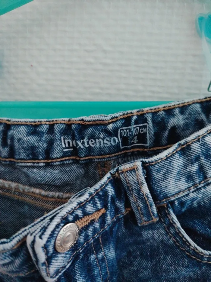 Short jean délavé taille 4 ans - photo numéro 4