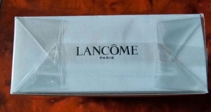 Parfum Idôle de Lancôme - photo numéro 3