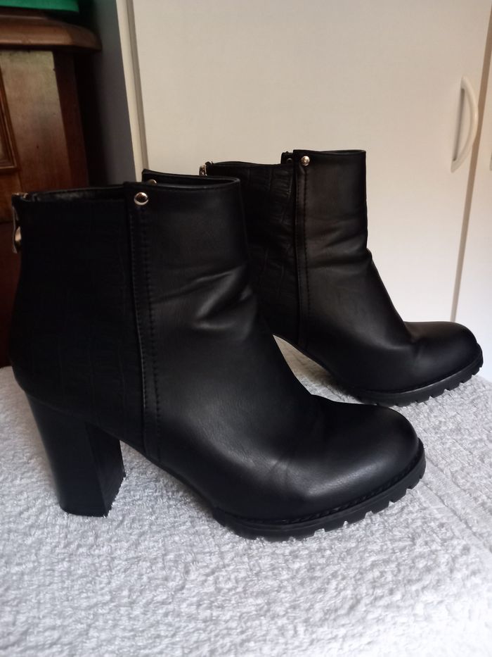 Bottines noires - photo numéro 2