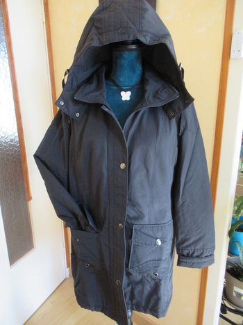 Manteau long noir - avec capuche - Taille 38
