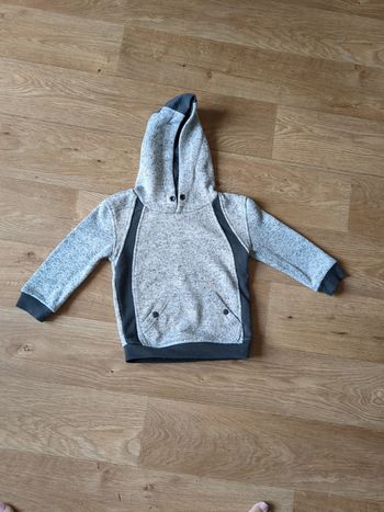 Sweat à capuche