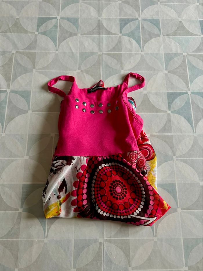 Tunique fille - 10 ans - Little Girl - en très bon état - photo numéro 3