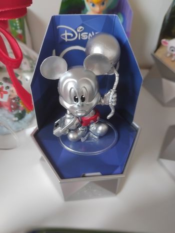 Capsule disney 100 ans série 1