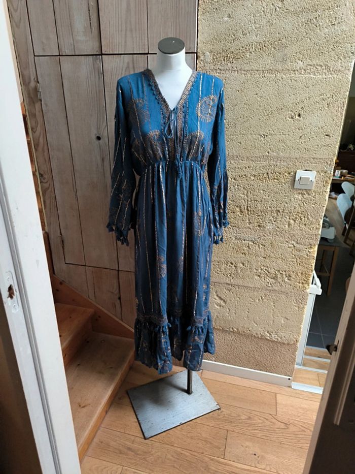 Robe longue bleu taille 40